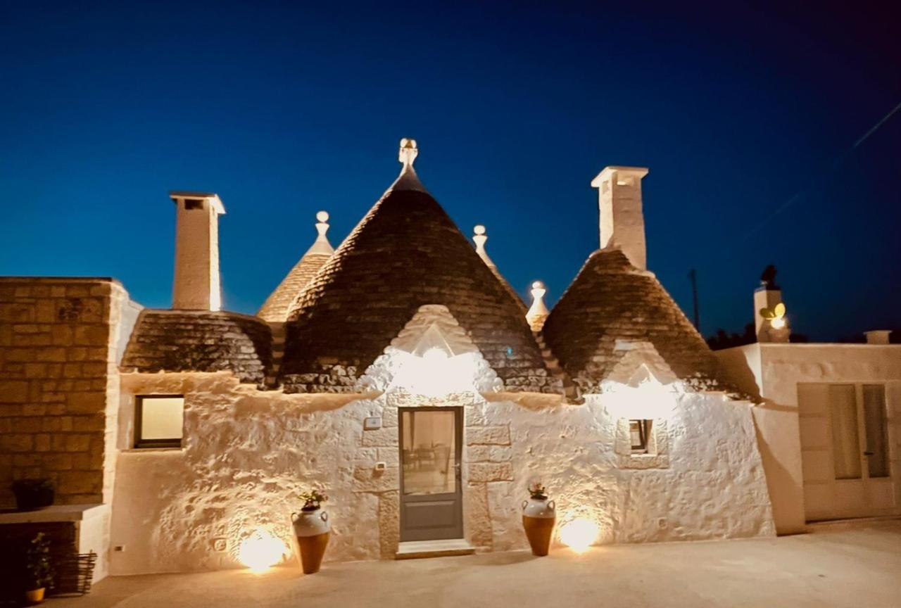 Trullo La Chicca Della Valle Cisternino Kültér fotó